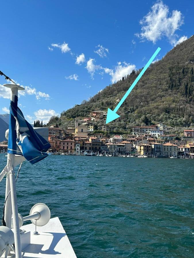 Sebino Holiday Home Monte Isola Bagian luar foto