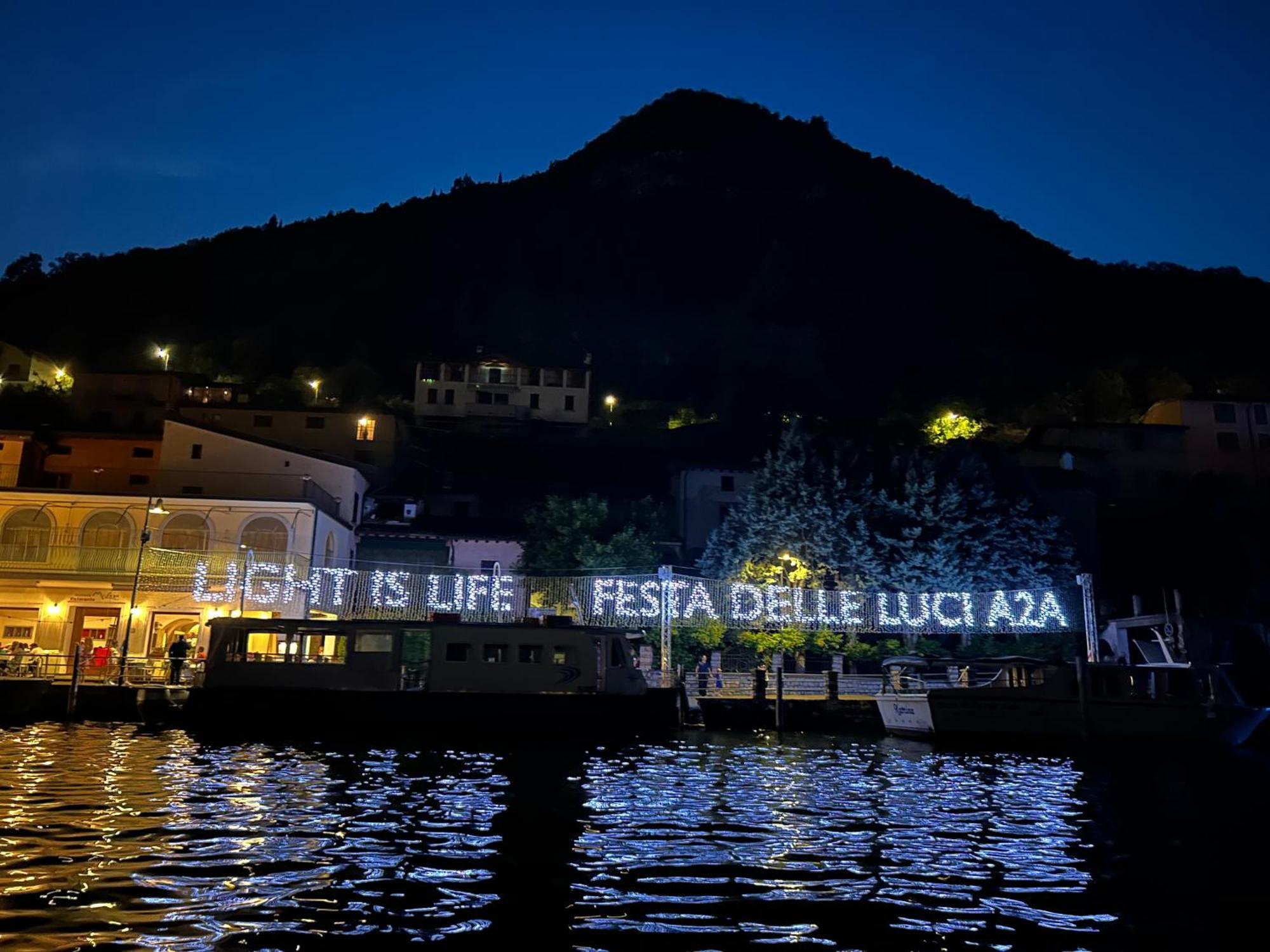 Sebino Holiday Home Monte Isola Bagian luar foto